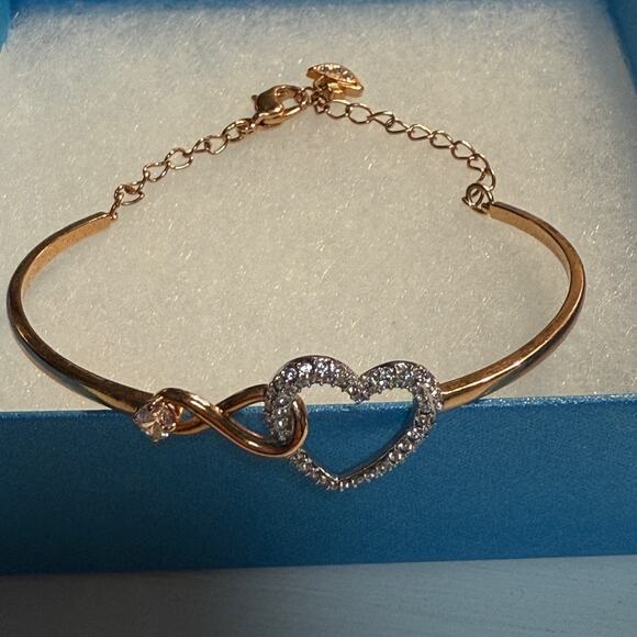 Swarovski Infinity Heart Bangle with Lobster Clasp. Rose Gold, Rare - Pre Owned - Picture 1 of 4